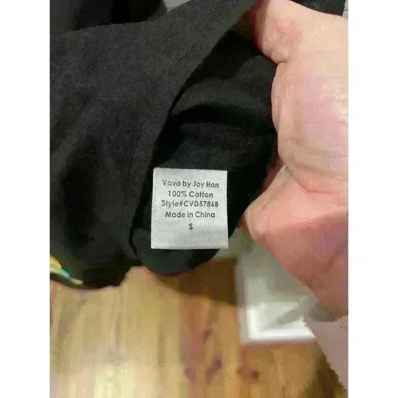 VAVA by Joy Han Black Embroidered Parrot Tunic Dress, size small - Picture 9 of 9